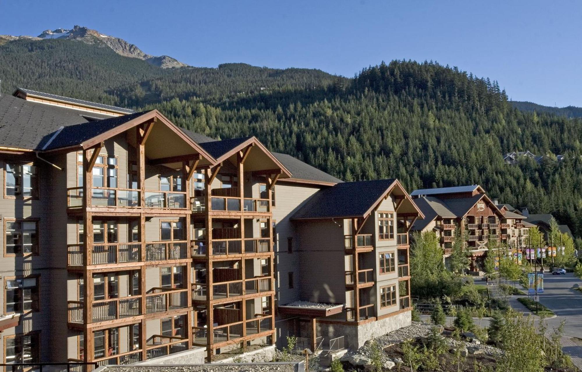 Evolution Whistler Aparthotel Εξωτερικό φωτογραφία