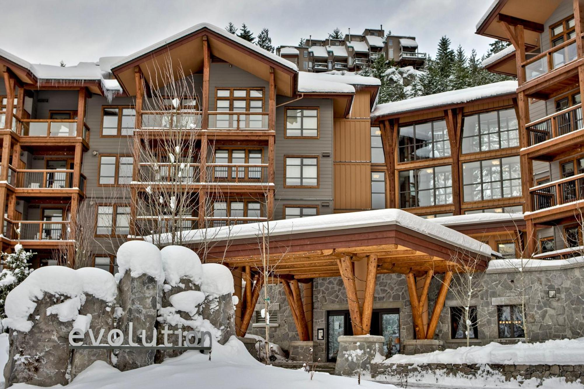 Evolution Whistler Aparthotel Εξωτερικό φωτογραφία